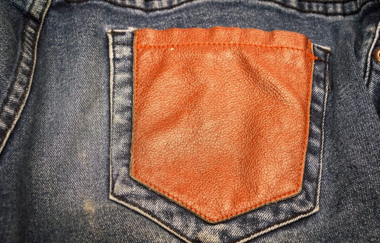 Fashion Wholesale Market Entry Strategies for Startups: Allpanelexchange, Lotus365 book, Laser book 247